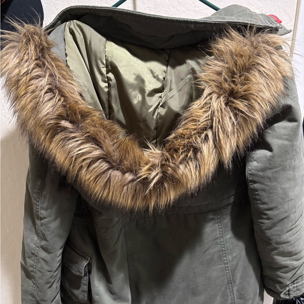 Discontinued Hollister parka with fur hood, lined with teddy Sherpa